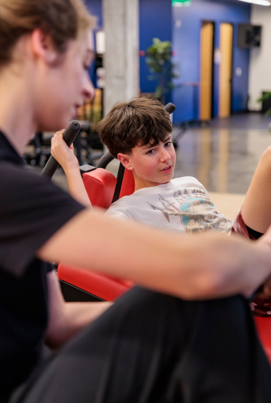youth athlete leg press